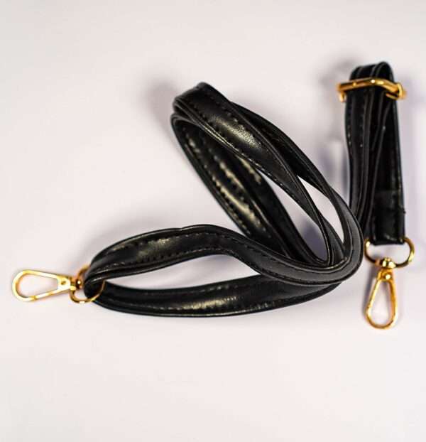 D-Handle Bag Black - Image 9