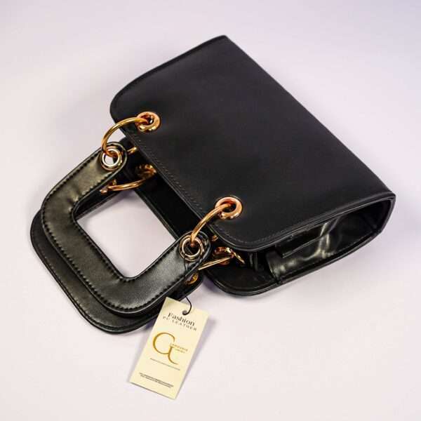 D-Handle Bag Black - Image 11